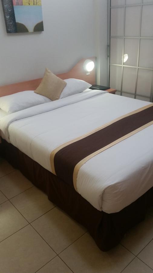 Peninsula International Hotel Suva Fiji Екстериор снимка