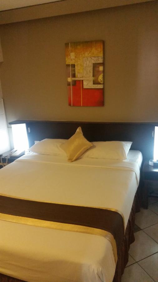 Peninsula International Hotel Suva Fiji Екстериор снимка